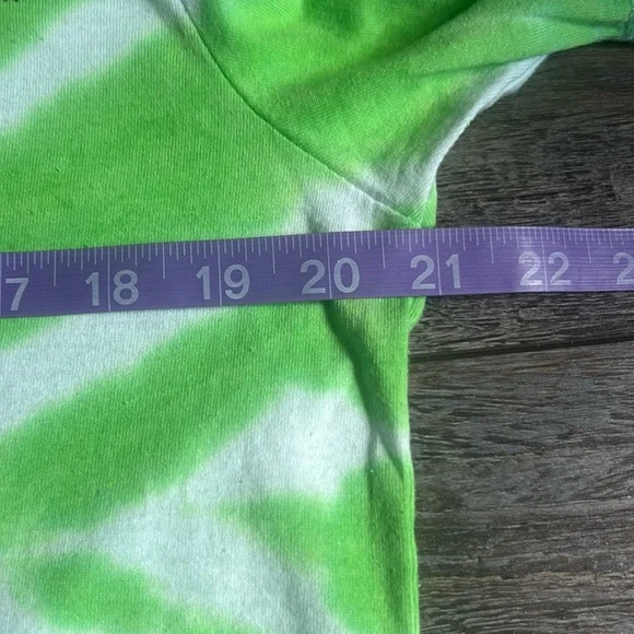 NWT Goosebumps Tie Dye Welcome to Horrorland T Shirt Medium - Picture 4 of 9